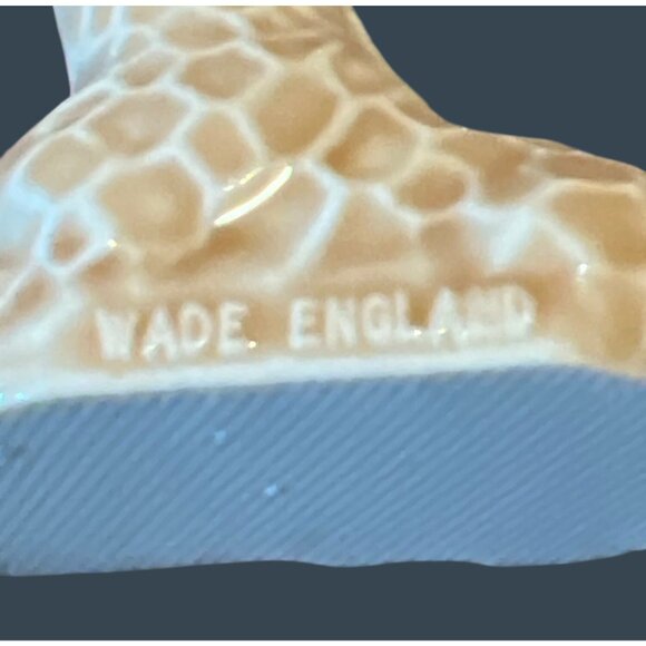 Wade England Animal Miniatures Set Of 3 Giraffe Hippo Bear Ceramic Figurines - Picture 5 of 14